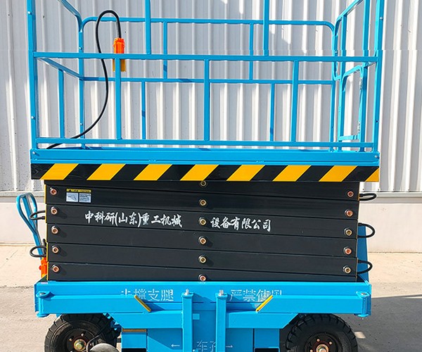 锡林浩特自行走升降机